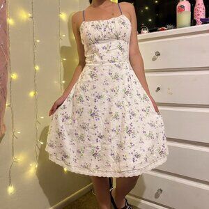Cottage floral ditsy print dress